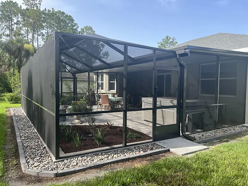 Professional contractors for pool enclosure